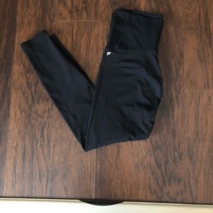 Fabletics maternity leggings